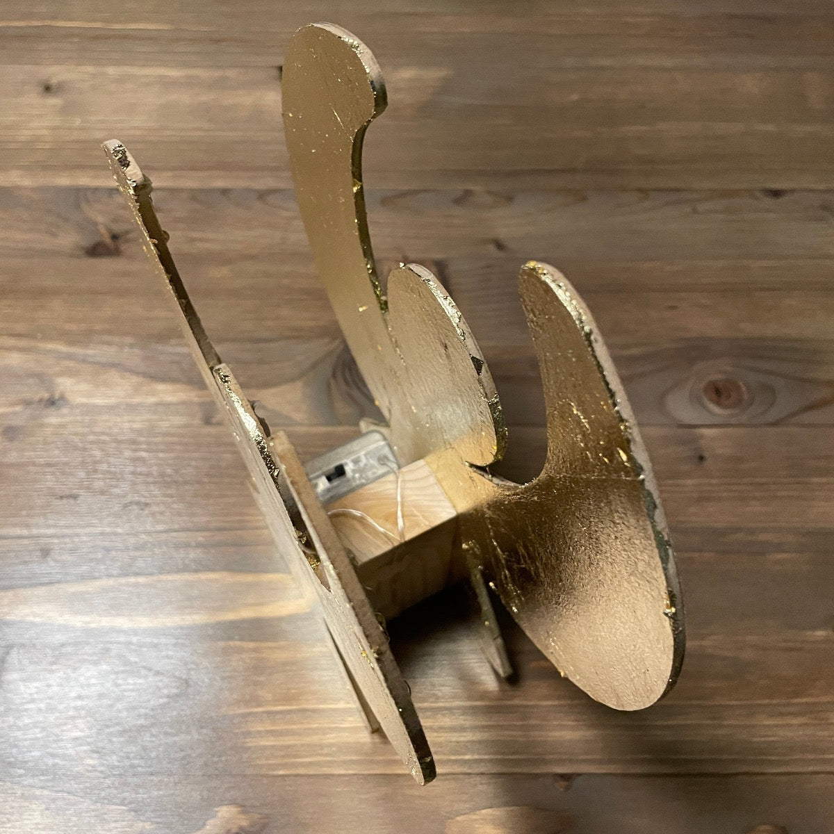 Set di 2 luci angelo di Natale Angeli decorativi fatti a mano finitura oro
